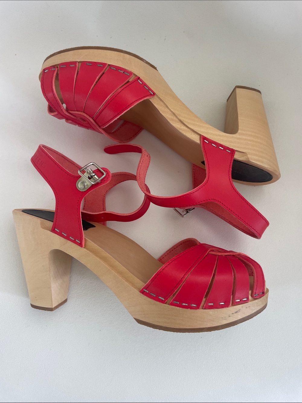 Swedish Hasbeens Red Leather Clog Sandals size 40